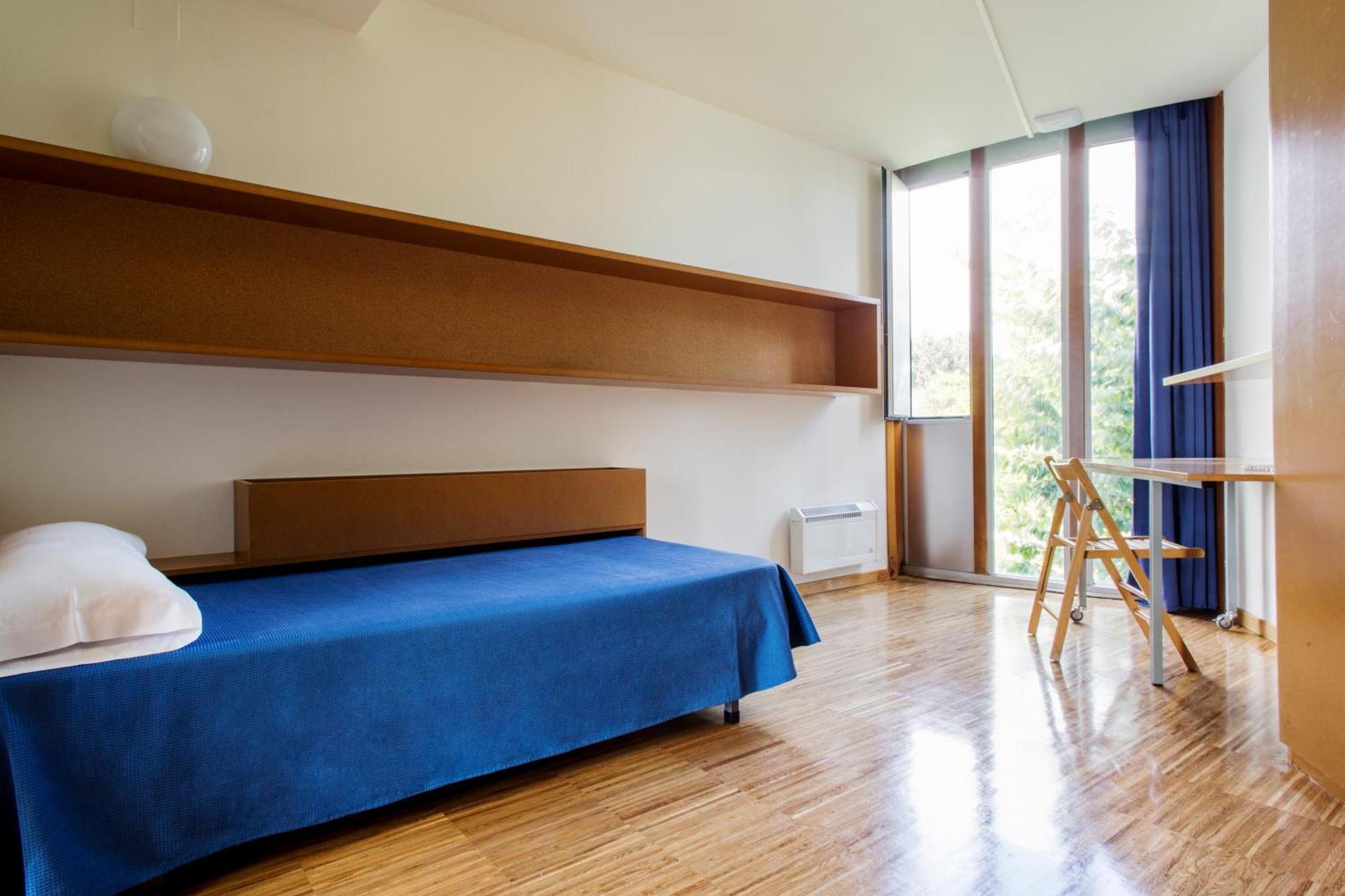 Hostel Residencia Universitaria Resa O Castro Vigo